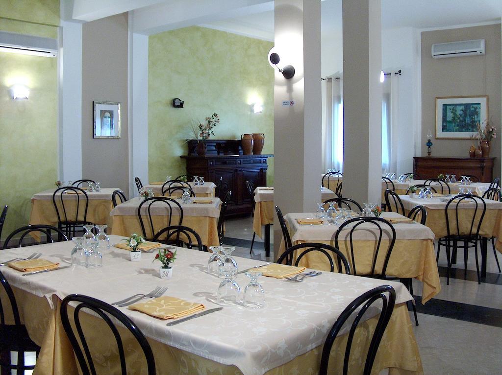 Hotel Coppa Di Cielo ペスキチ エクステリア 写真