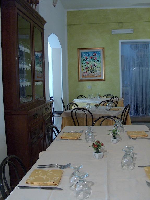 Hotel Coppa Di Cielo ペスキチ エクステリア 写真