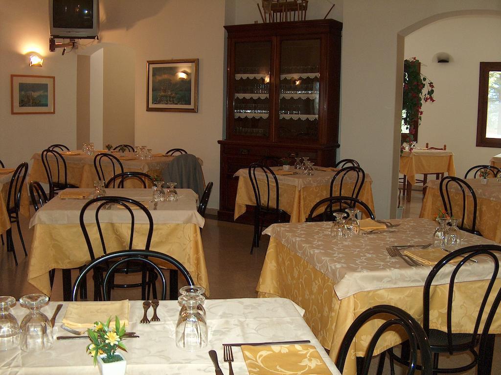 Hotel Coppa Di Cielo ペスキチ エクステリア 写真
